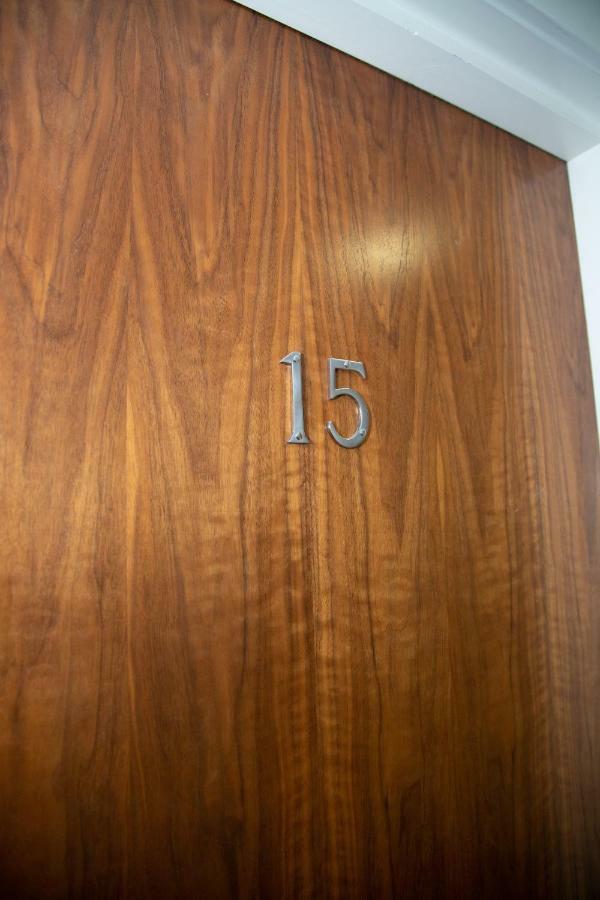Serviced Apartment In Liverpool City Centre - Free Parking - Balcony - By Happy Days Extérieur photo