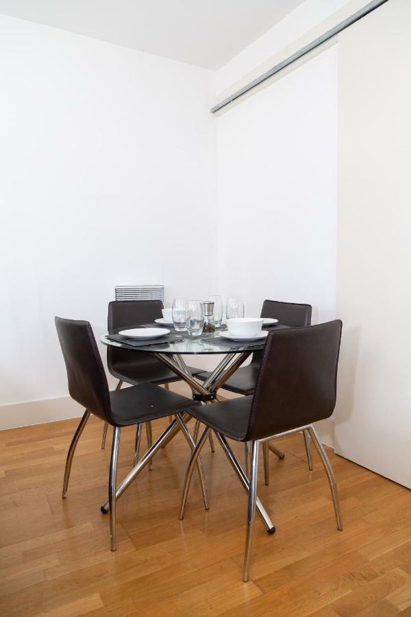 Serviced Apartment In Liverpool City Centre - Free Parking - Balcony - By Happy Days Extérieur photo